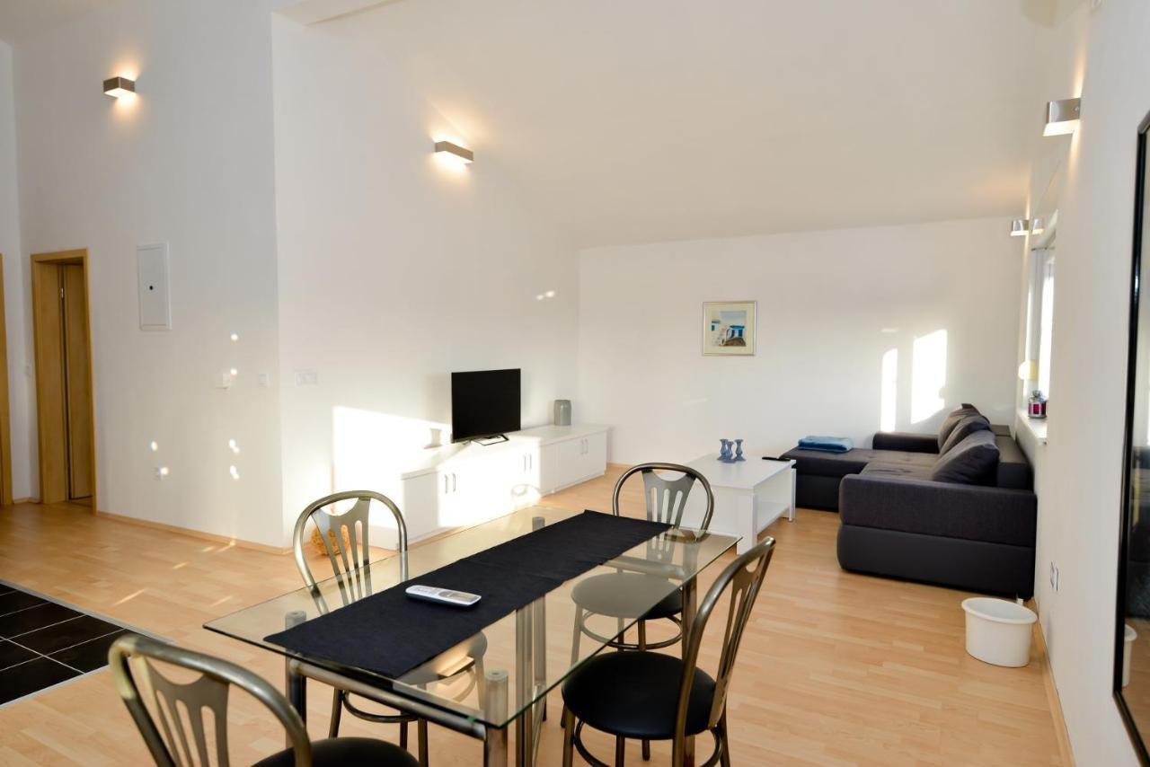 Apartmani Vidikovac Dokoza Zadar Bagian luar foto
