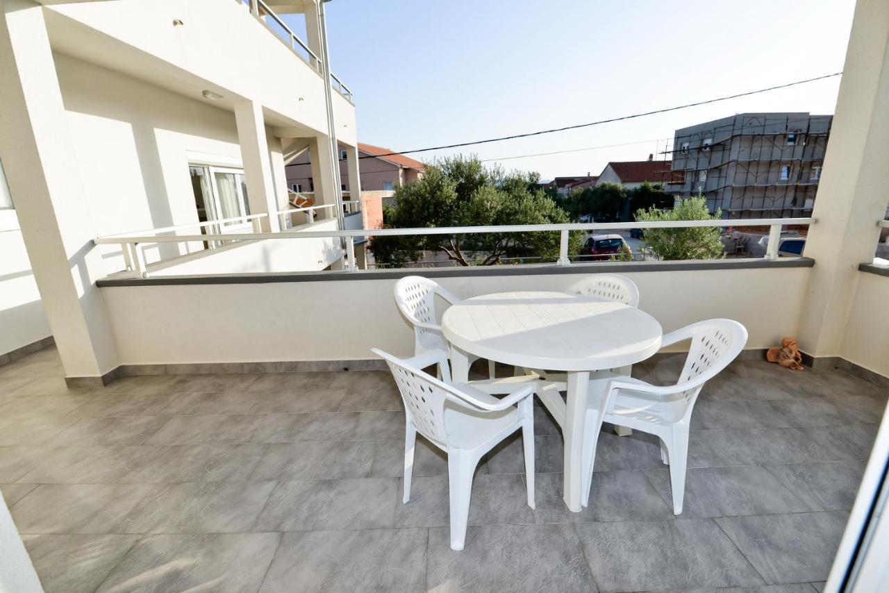 Apartmani Vidikovac Dokoza Zadar Bagian luar foto