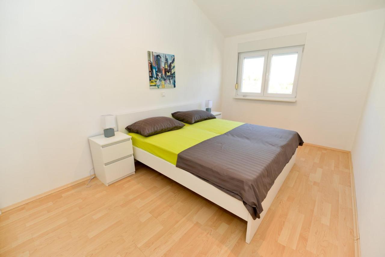 Apartmani Vidikovac Dokoza Zadar Bagian luar foto