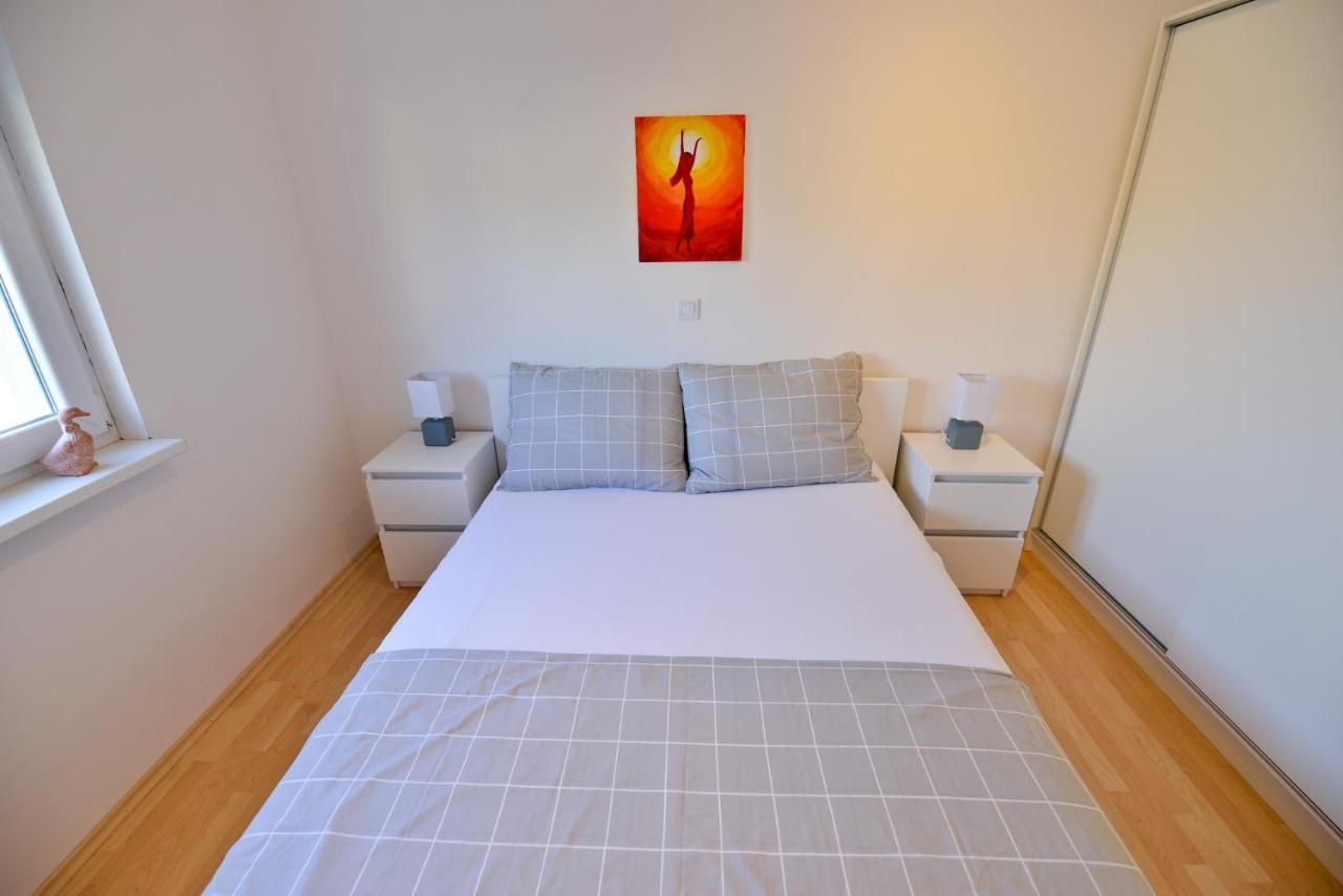 Apartmani Vidikovac Dokoza Zadar Bagian luar foto